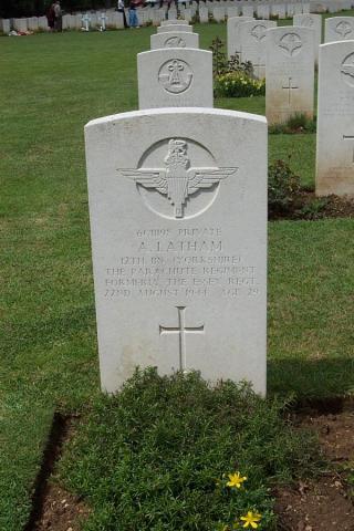 OS Arthur  Latham  grave  VA, M, 1. Ranville War Cemetery, Normandy