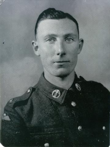 OS Edmund T Yates 1st Para Bn 1941 - 46