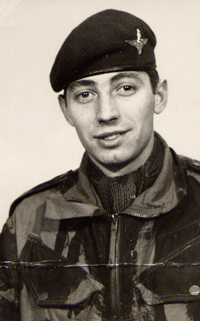 OS David  Smart in maroon beret Ireland 20 April 1970