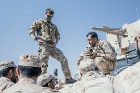 UK and Kuwaiti recce forces build skills together