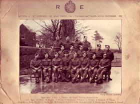 Basic training group photo Section 2, B company, 125 War Party . No 1 Training Bn Royal Engineers