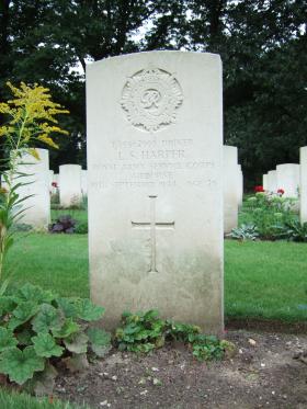OS Gravestone of Dvr LS Harper 63 Coy RASC Oosterbeek Cemetery July 2014