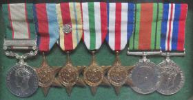 Wilf Peek's Medal set