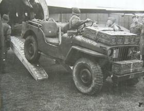6 pdr a/tk gun in Horsa  AFDC 31 Jan 1945