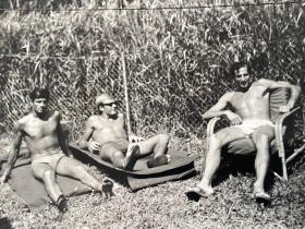 OS Tutong Camp, Speedos Terry McGarrigle relaxing with Glyn Roberts WG and Danny Sinclair IG