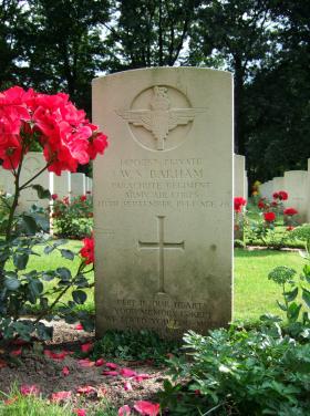 Headstone of Pte W S Barham, Oosterbeek War Cemetery, July 2014.