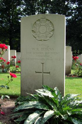 Headstone of Capt W R Burns, Oosterbeek War Cemetery, July 2014.