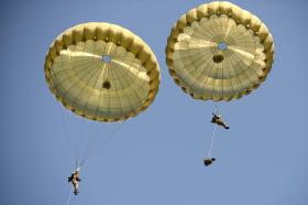 Paratroopers show Swift Response, 1 September 2015.