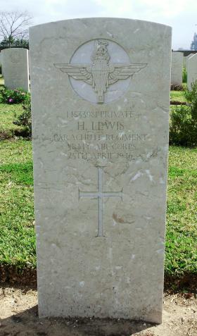 Grave of Pte Harry Lewis, Ramleh War Cemetery, Israel, 2015.
