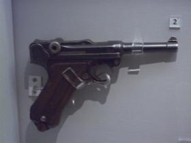 Luger P08 Pistol