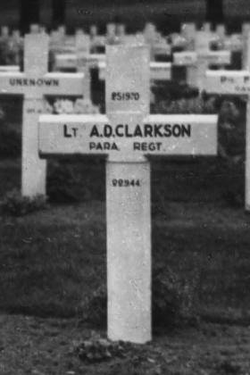 Temporary headstone of Lt Clarkson, Oosterbeek Cemetery, April 1950