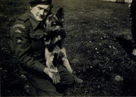 Jimmy Gardner, handler of Para Dog Bereda, 1944