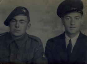 Photo of Pte Gear with a pal, c.1944