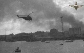 Helicopters bringing in more troops Suez 1956