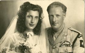 Wedding photo of Sglmn Brade and Ardea Persi, August 1946