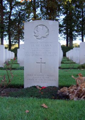 Headstone of Lt J L McKenna, Oosterbeek War Cemetery, October 2015.
