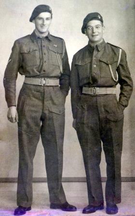 Cpl F Dodds and Sgt W Price. 3 Pln, A Coy, 2nd Para Bn, Date unknown.