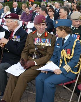 The Colonel Commandant, Lt Gen 'Jacko' Page, at the memorial service in Driel, September 2012.