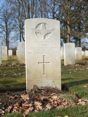 Grave of Pte T Holt, Hotton War Cemetery, Belgium, 2015. 