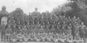 Group photo of Airborne Signallers, Easton Hall, Lincs, c.1944