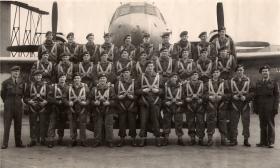 Group photo of Parachute Training Course, RAF Abingdon, c.1951