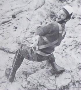 Chuck Hardman training with the Compagnie Alpini Parachusti in the Dolomites, 1980