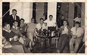 Members of D Coy 2 PARA Bahrain circa 1963/64