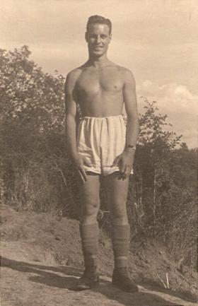 Nichan Soultanian in Italy, October 1944