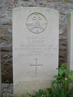 Headstone of L/Cpl S Frost, Herouvillette Cemetery, October 2010.