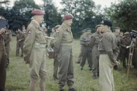 General Montgomery talks to Gen Gale and Brigadier Poett, 1944.