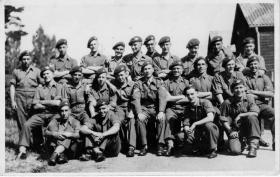 1 Platoon E Coy No 1 Parachute Regt ITC, Albany Barracks Parkhurst  29 July 1945