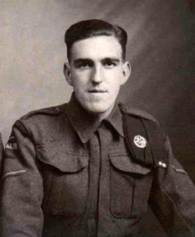 L/Cpl Peter Hill prior to joining The Glider Pilot Regiment, date unknown.