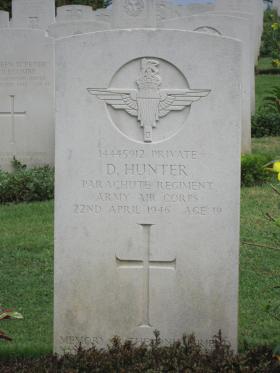 Pte D Hunter - Kranji War Cemetery Singapore