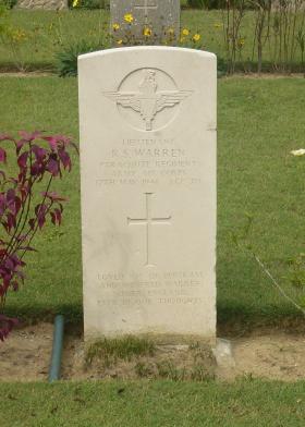 Headstone for Lt RS Warren, Kuala Lumpur Civil Cemetery, undated.