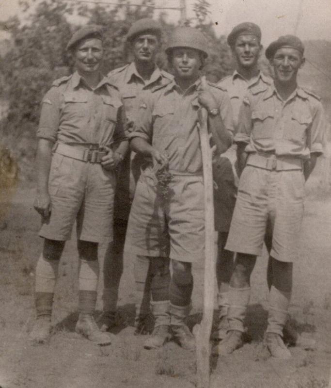 FG Tansley and members of 300th AT Battery, MEF, c1943