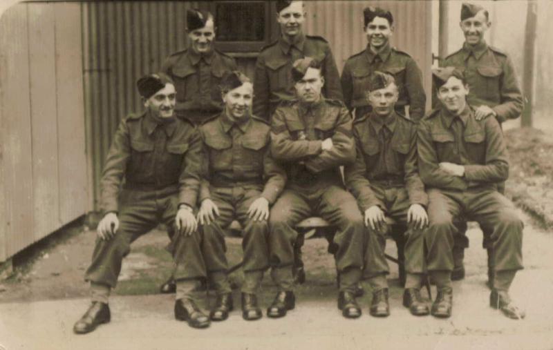 OS Thomas F Sutton with memebers on 2nd Bn Ox and Bucks