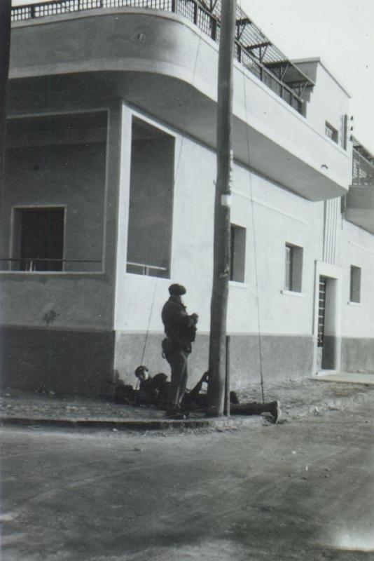 OS 1952-01-25 Patrol, 3 Para Ismailia, Egypt DH pic