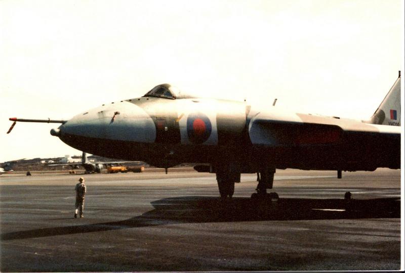OS Vulcan bomber at Ascension 1982