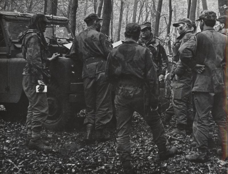 Exercise Marshmallow 1969, the CO (Starling) briefs his 'O' Group for Night Operations