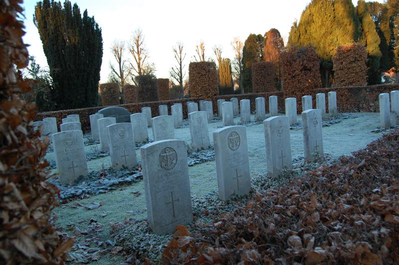 Gravestones of Airborne casualties of Op Freshman buried in Eiganes Churchyard, Stavanger, Norway, 2010