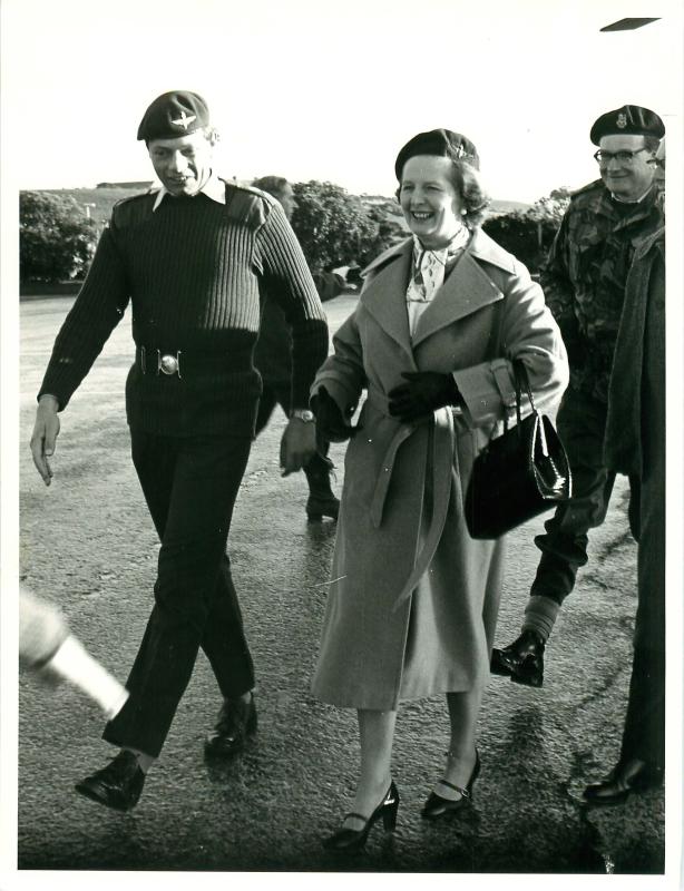 Colin Thomson, CO of 2 PARA with a Margaret Thatcher who wears a red beret. 