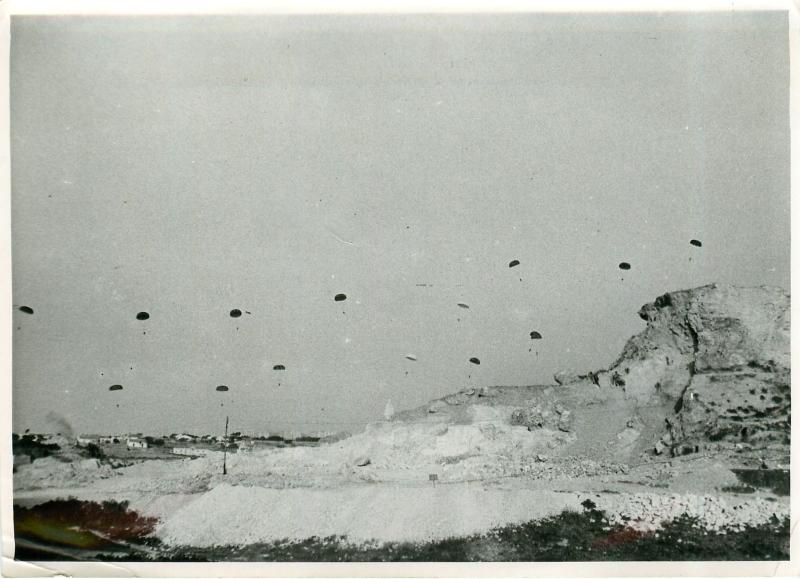 German airborne forces.