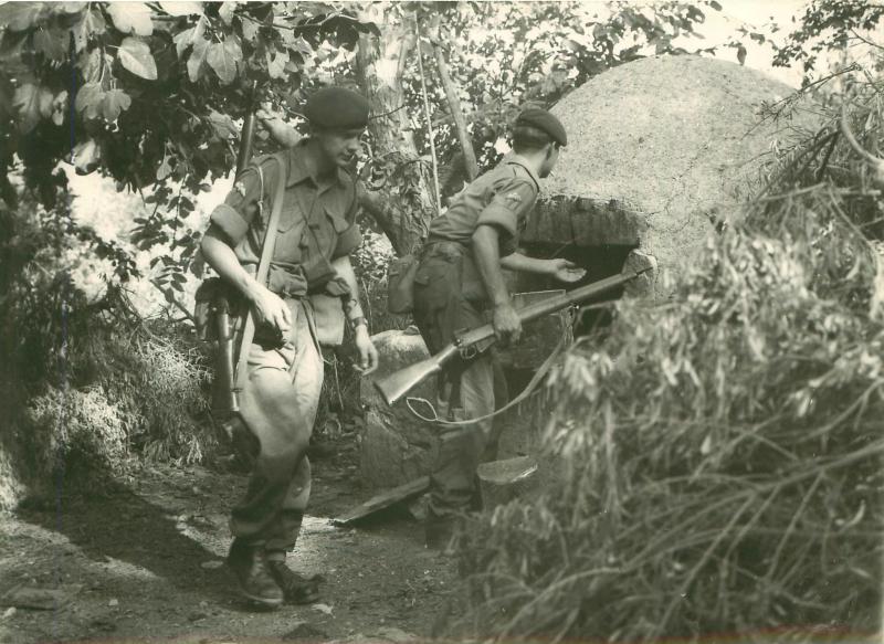 Paratroopers conduct cordon and search in Cyprus, 1956.