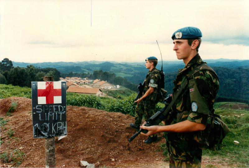Soldiers of PWRR guard 23 Parachute Field Ambulance at Kitabe, Rwanda.