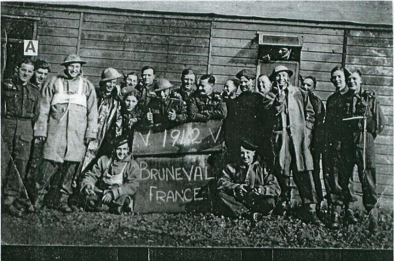 Members of 181 Fd Amb Bulford 28 Feb 1942 who took part in the Bruneval raid pose for a group photo.