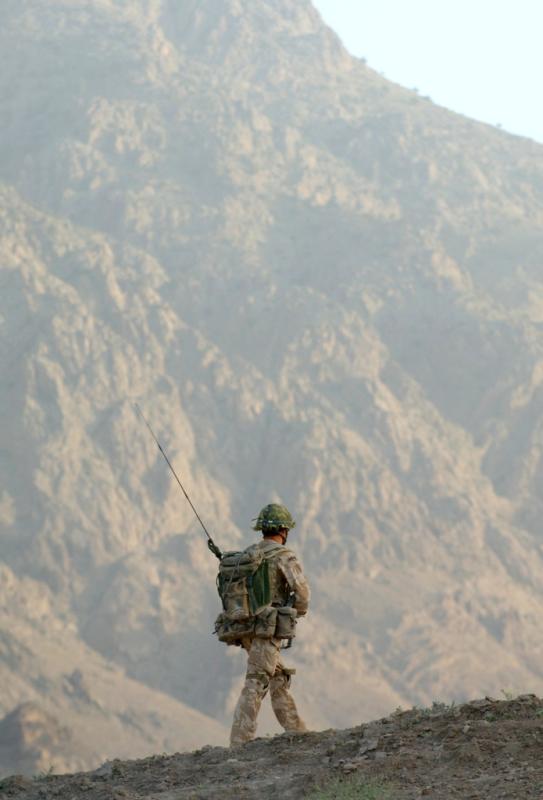 Soldier in the hills of Zabul, Afghanistan June 2008