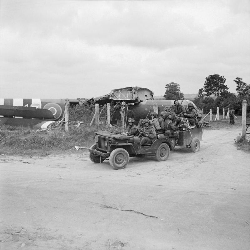 Members of 1st Bn Royal Ulster Rifles leaving LZ-N, June 1944