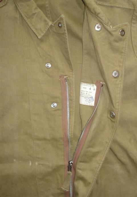 Detail view of the label and fastenings.