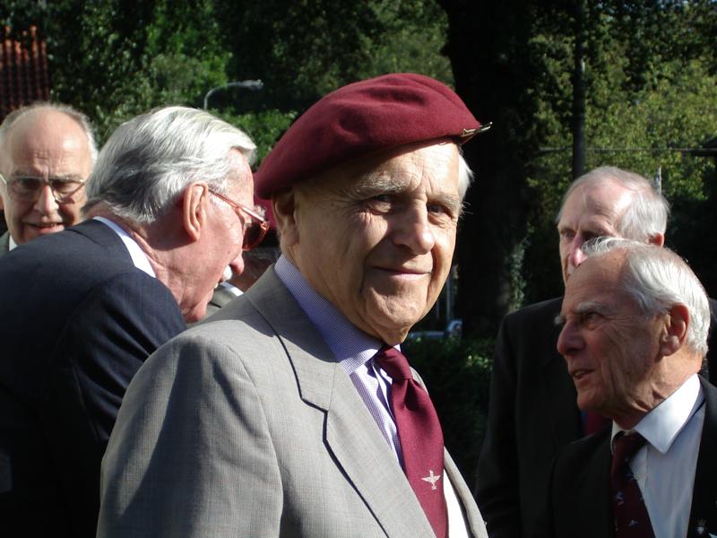 Harold Bruce in 2004 at the 60th anniverary of Op Market Garden in Holland