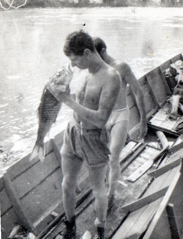 Gdsm T.Wybrow talking to Borneo Fish 1964